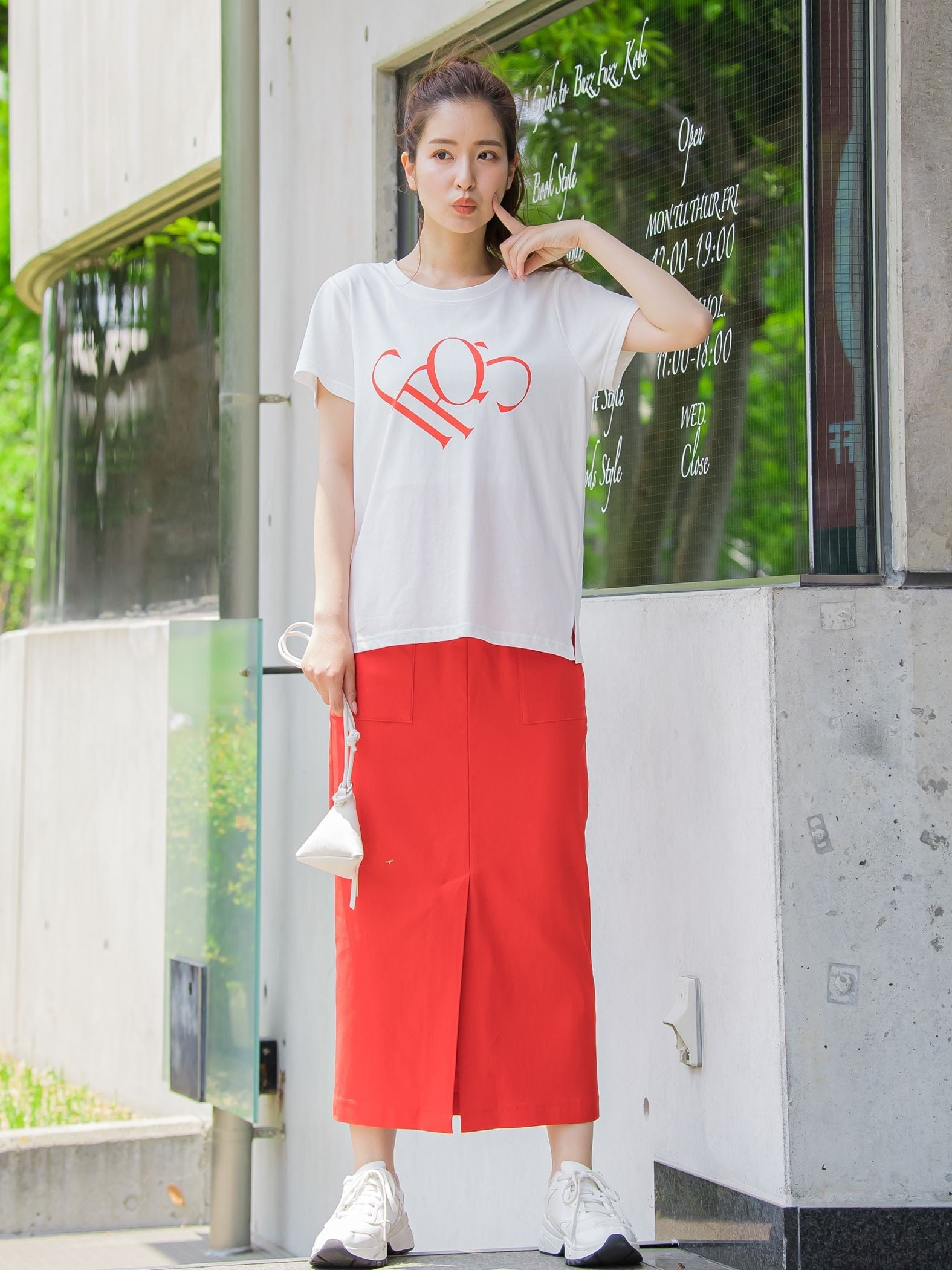 【大人も取り入れやすい1枚】ロゴTシャツ《洗濯機で洗える》