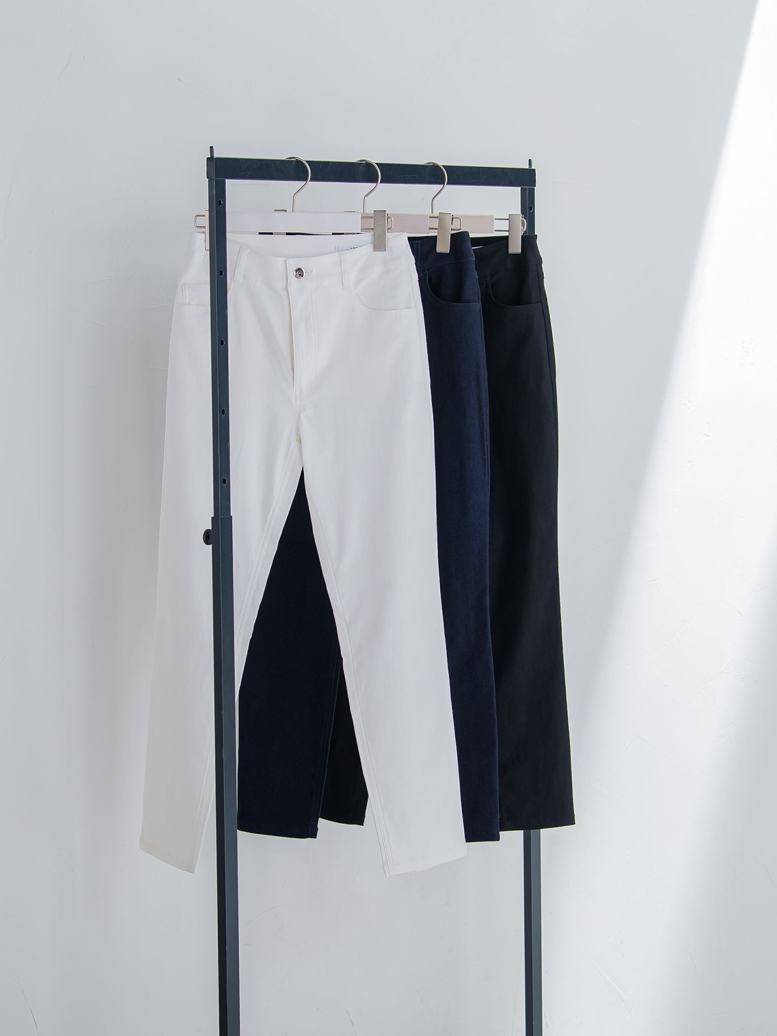 【スーパーストレッチが病みつきになる】ハイテンションパンツ《洗濯機で洗える》