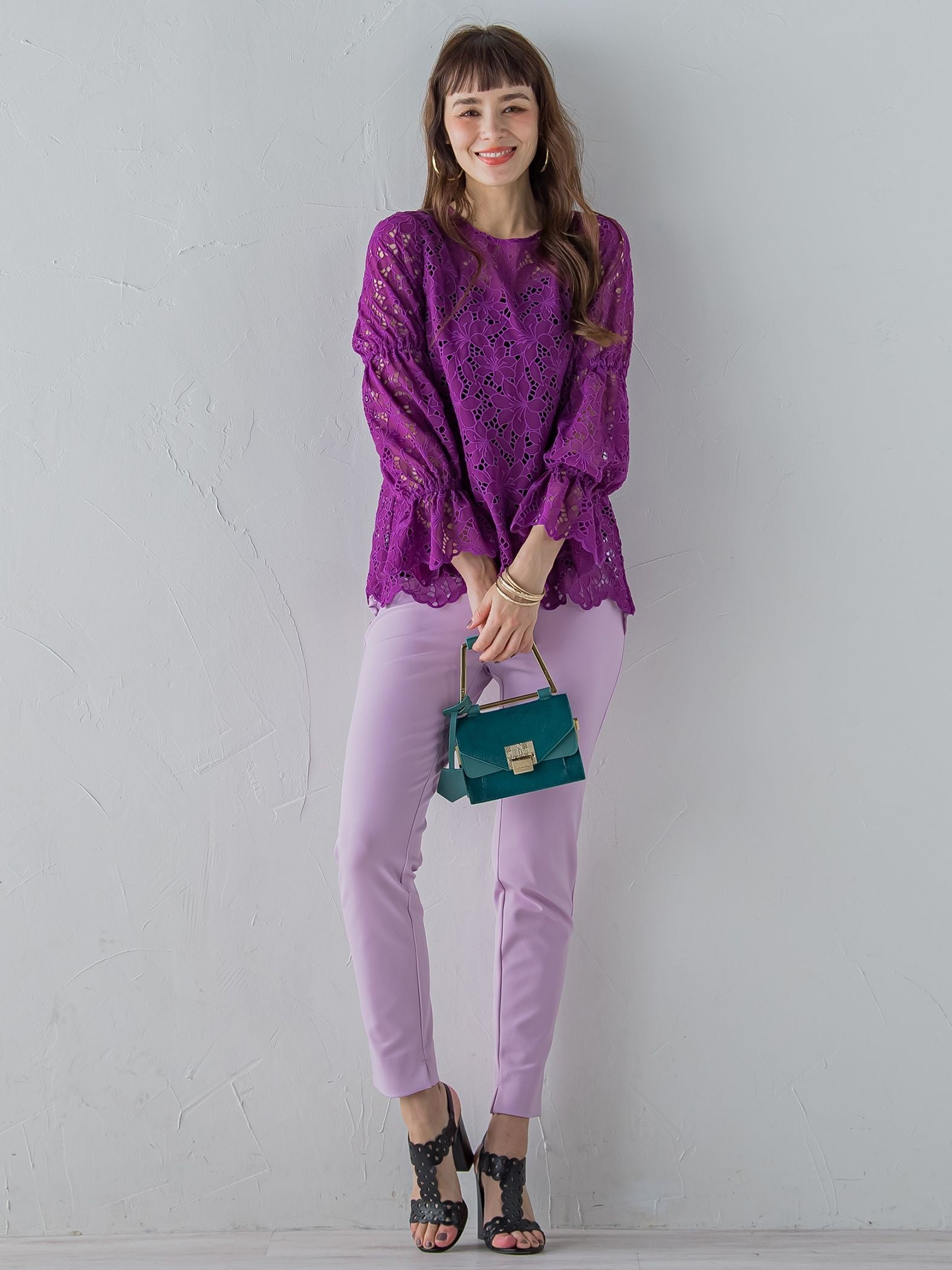 【WEB別注】シアー刺繍レースブラウス≪洗濯機で洗える≫