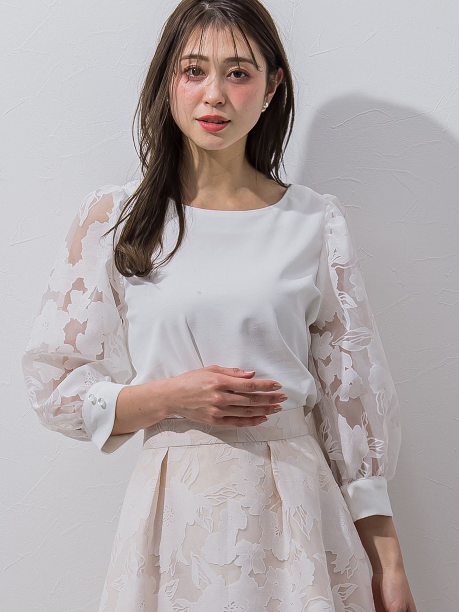 【大きいサイズ】袖シアーラインフラワープルオーバー≪手洗い可能/セットアップ対応≫