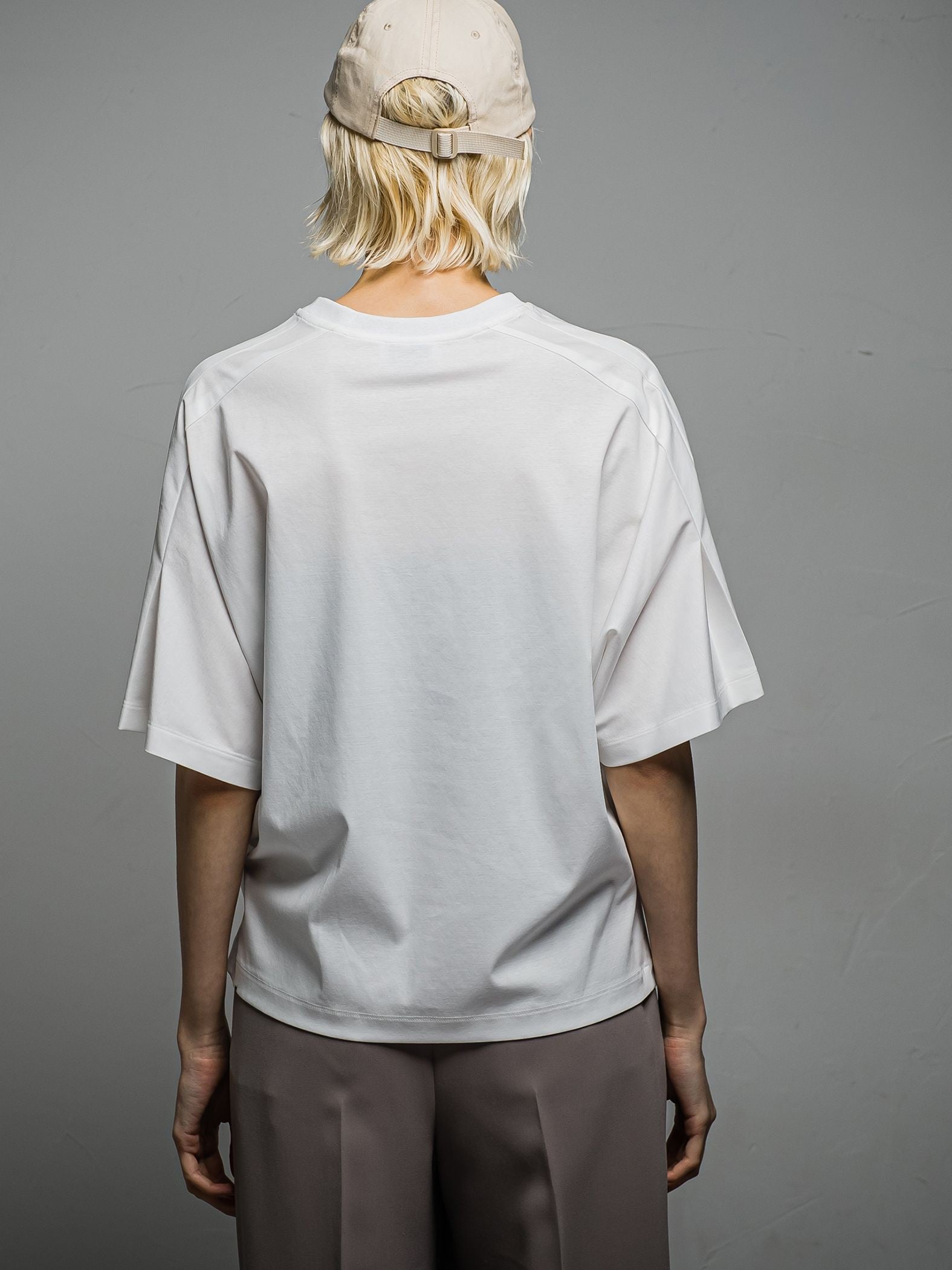 SOPHIA フラワースリーブTOP