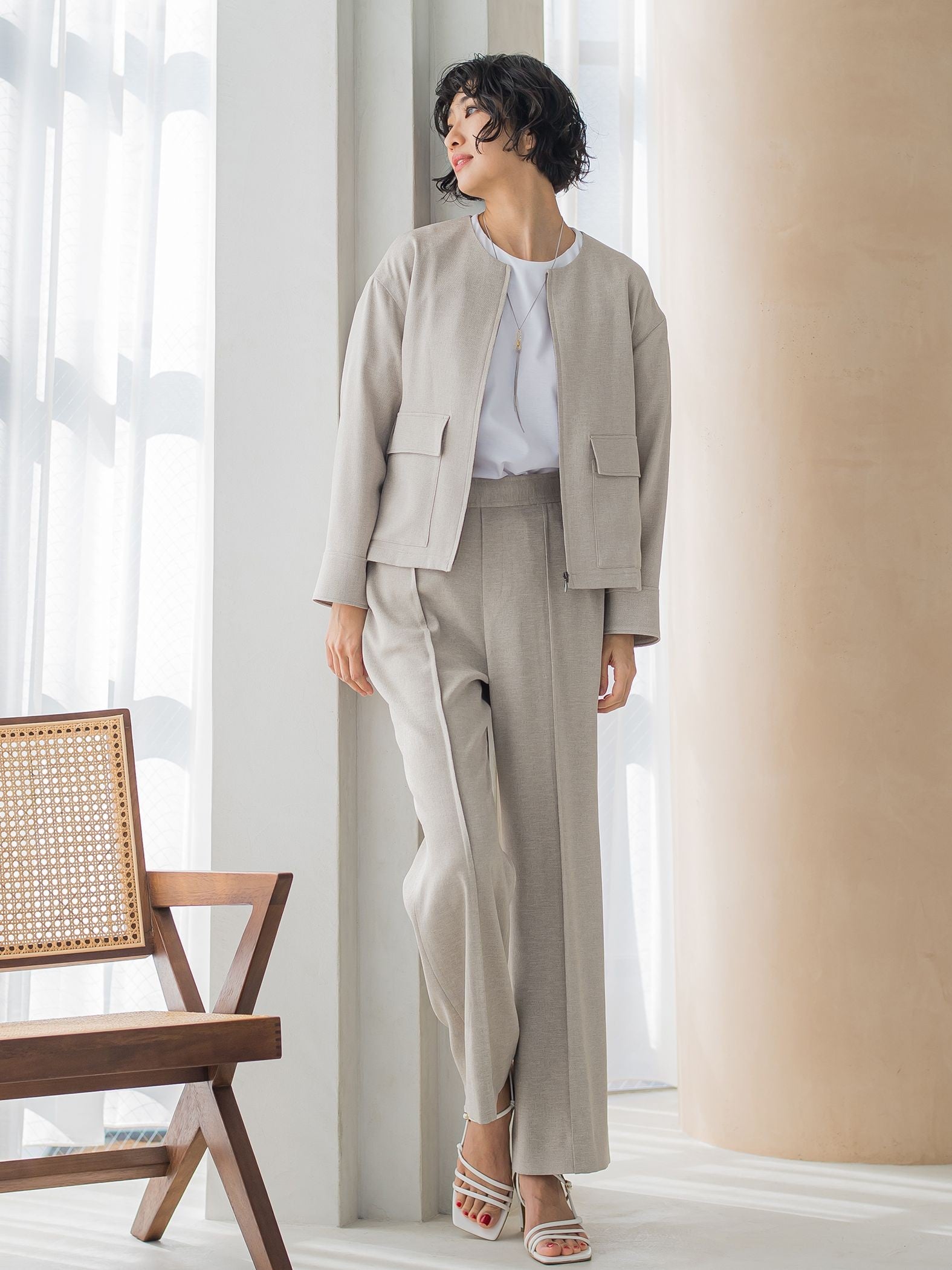 アリシアリノスタイルアップワイドパンツ≪洗濯機で洗える/シワになりにくい/ストレッチ/セットアップ≫