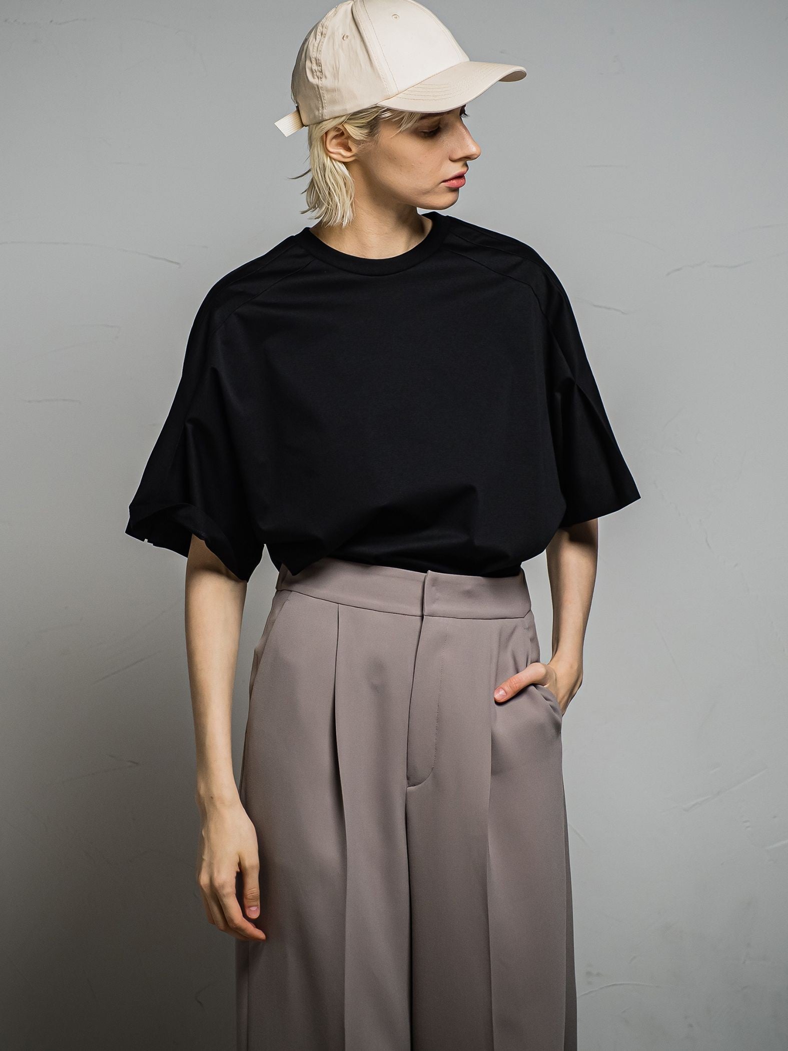 SOPHIA フラワースリーブTOP