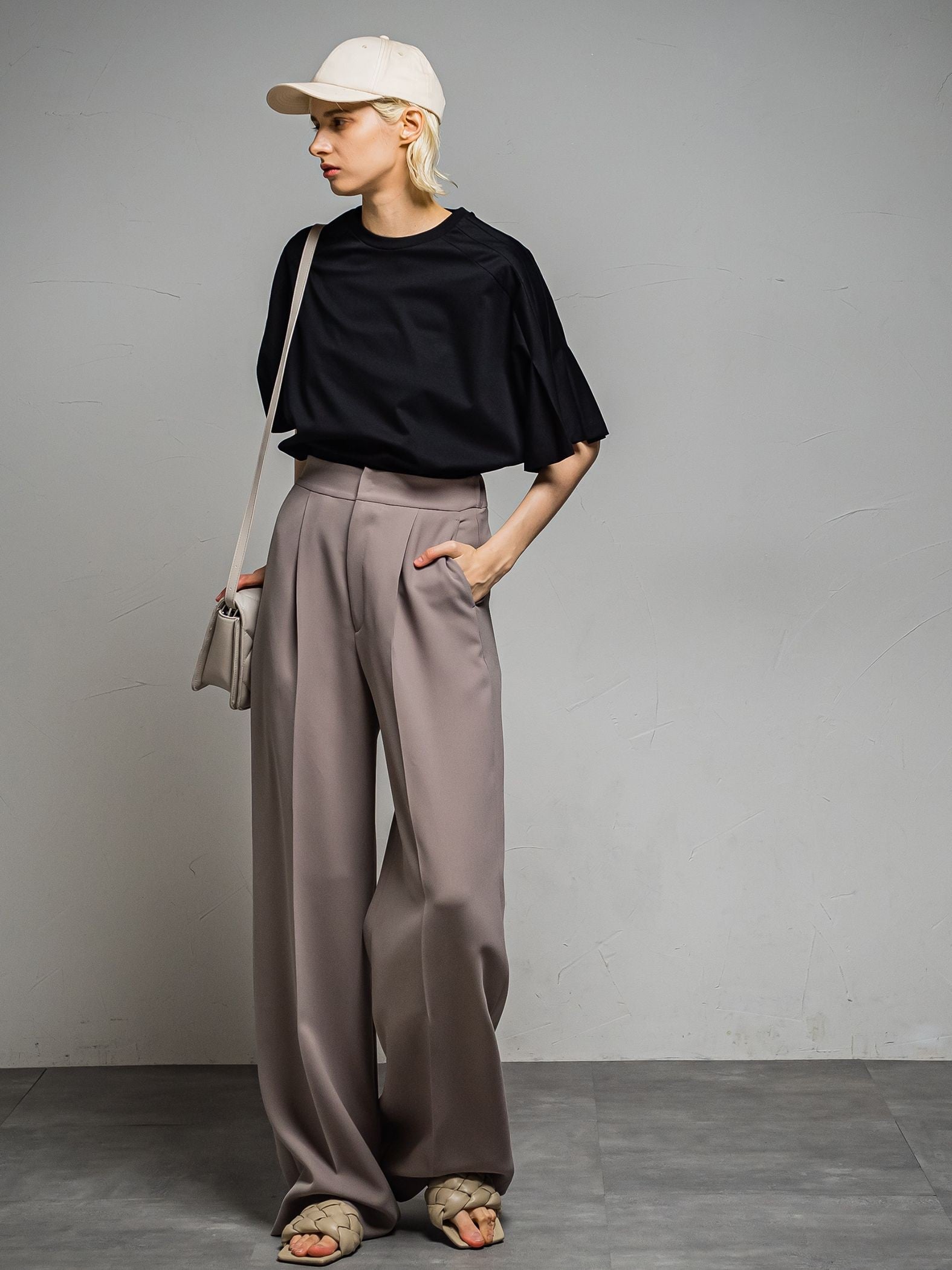 SOPHIA フラワースリーブTOP