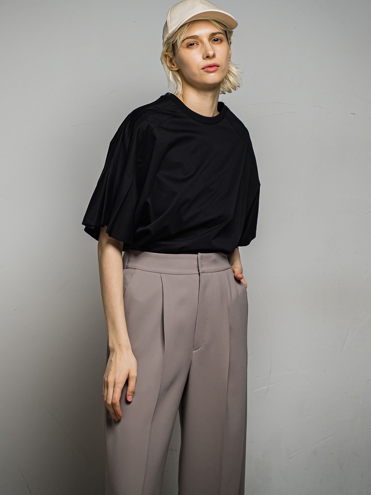 SOPHIA フラワースリーブTOP