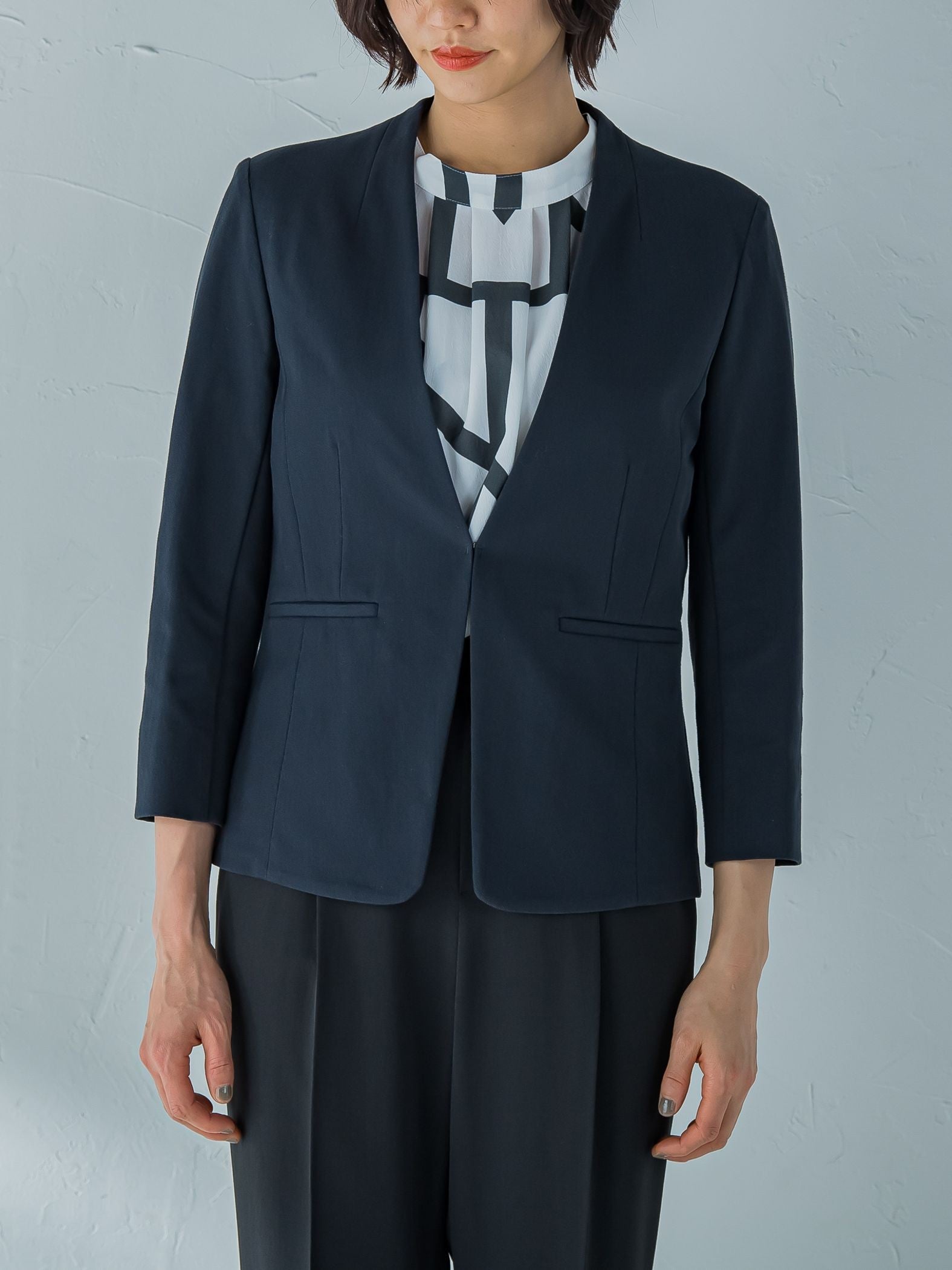 【Almight jacket】快適ノーカラージャケット≪接触冷感/透湿/ストレッチ/洗える≫