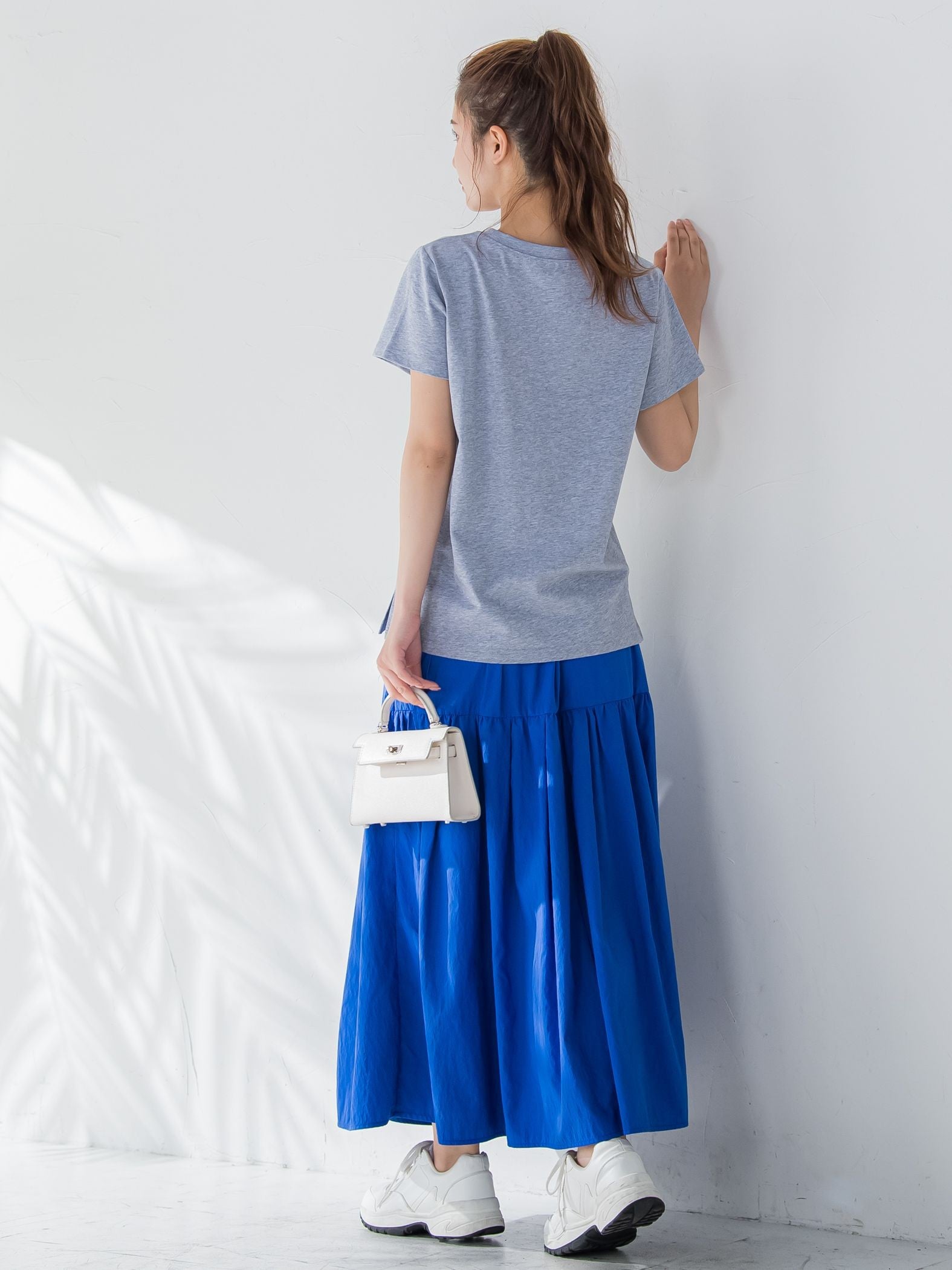 【大人も取り入れやすい1枚】ロゴTシャツ《洗濯機で洗える》