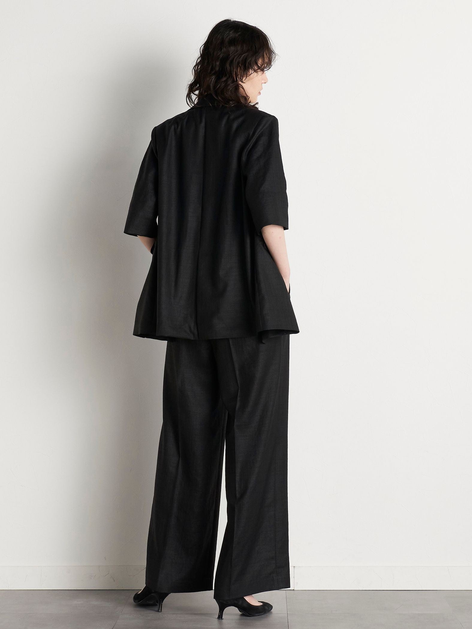 【極】シワになりにくいファージュストレッチ5分袖ジャケット《吸湿速乾/洗濯機で洗える》