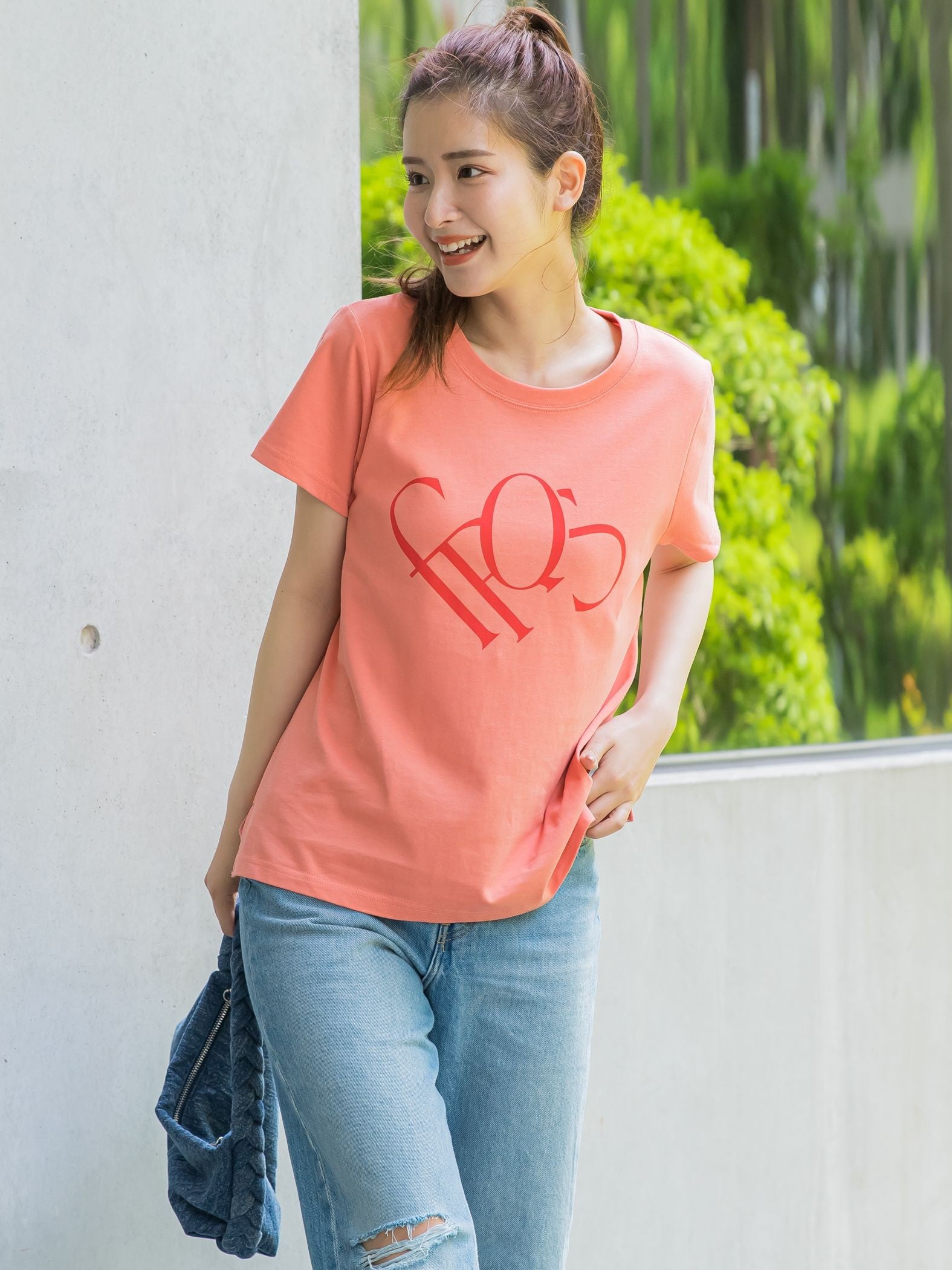 【大人も取り入れやすい1枚】ロゴTシャツ《洗濯機で洗える》
