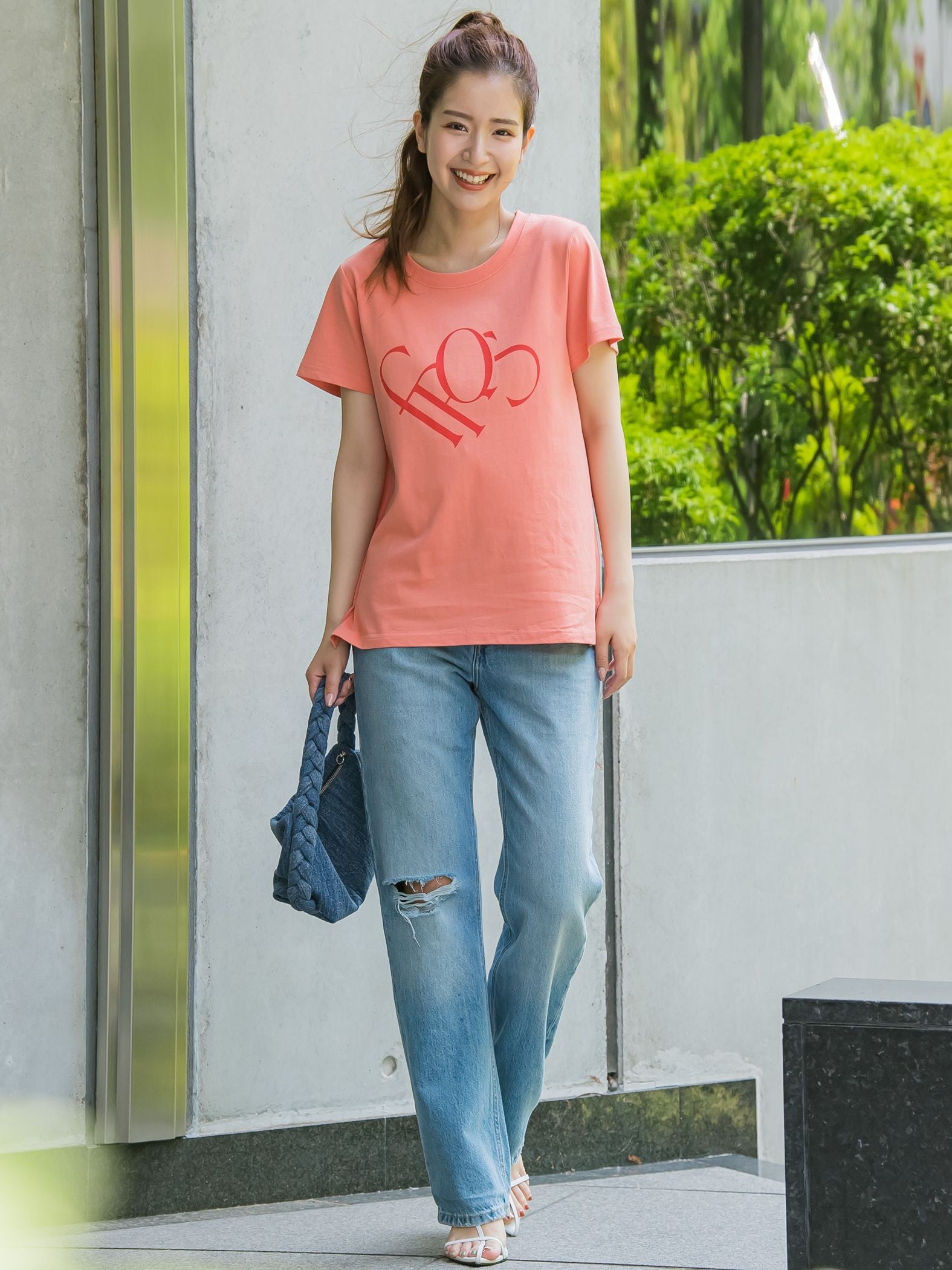 【大人も取り入れやすい1枚】ロゴTシャツ《洗濯機で洗える》