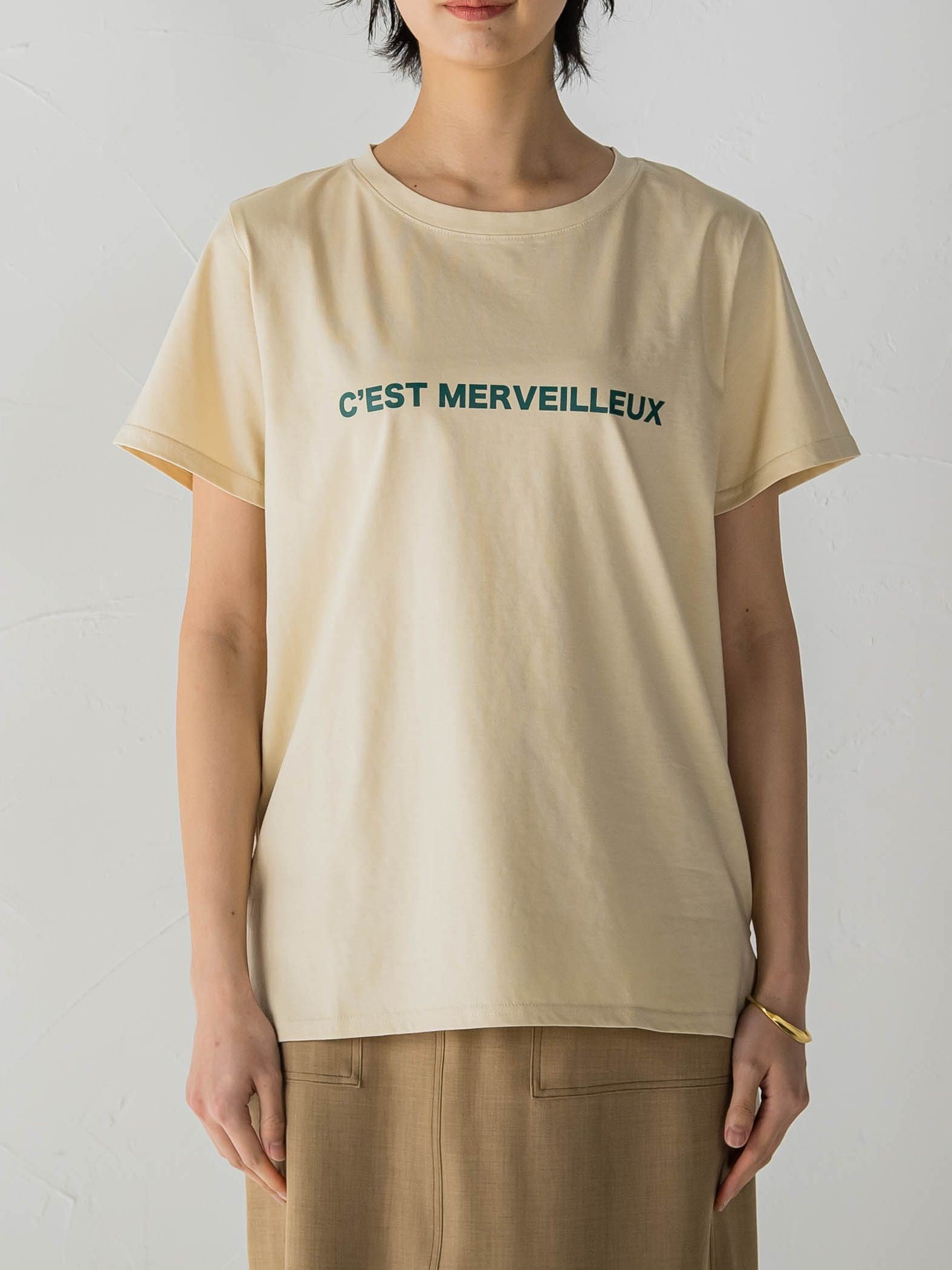 ロゴプリントベーシックTシャツ≪洗濯機で洗える≫