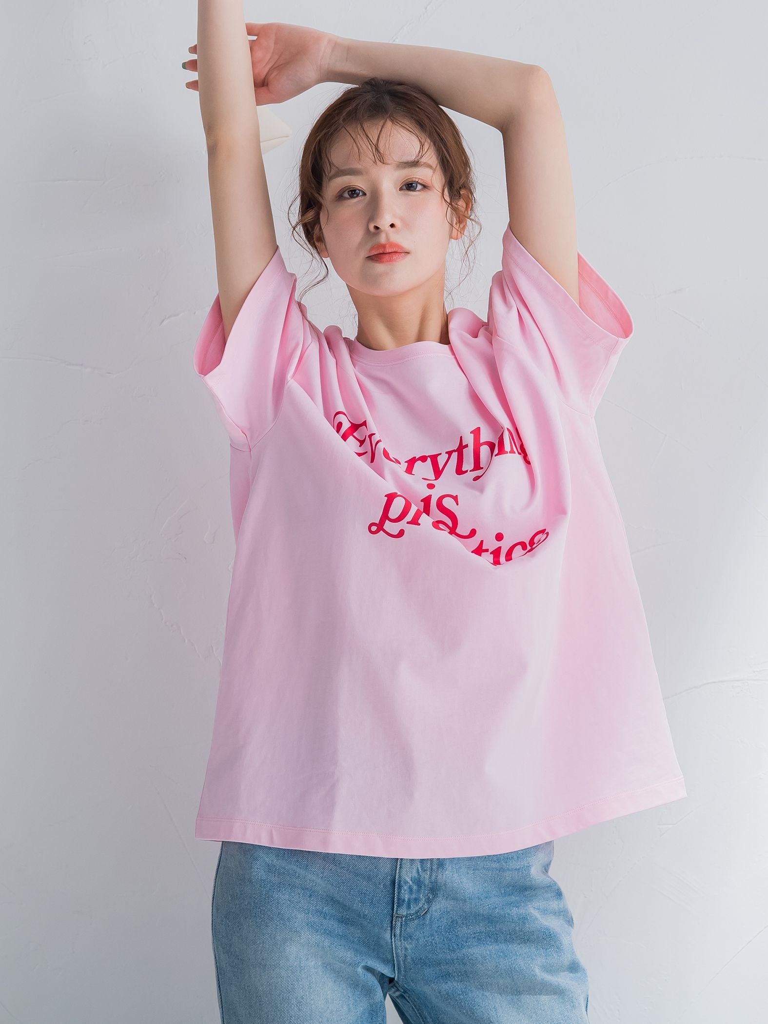 【大人も取り入れやすい】ロゴTシャツ《洗濯機で洗える》
