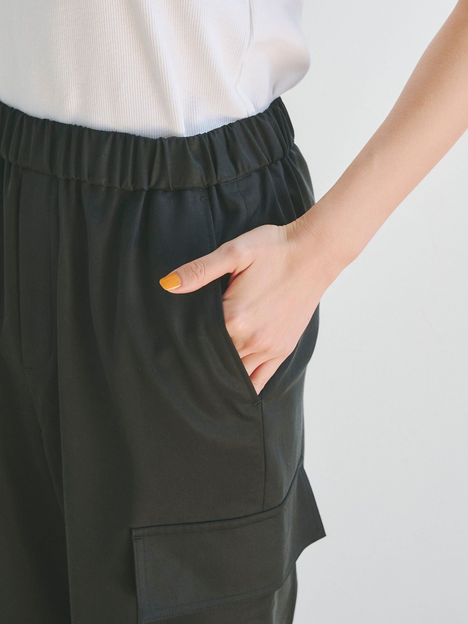 サテンカーゴパンツ≪洗濯機で洗える≫