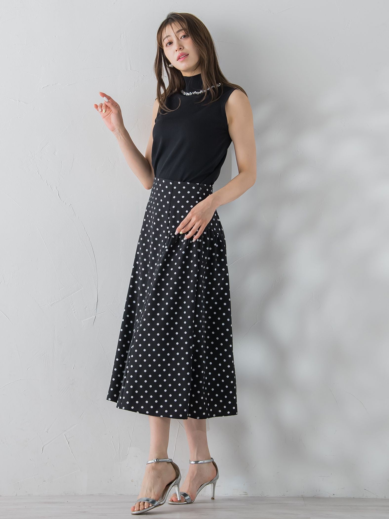 キラキラジュエルネックプルオーバー≪手洗い可能≫