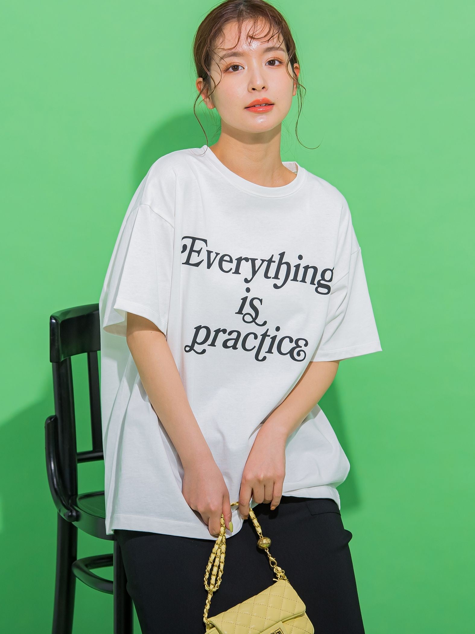 【大人も取り入れやすい】ロゴTシャツ《洗濯機で洗える》