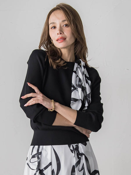 トゥシューズスカーフ付きニット