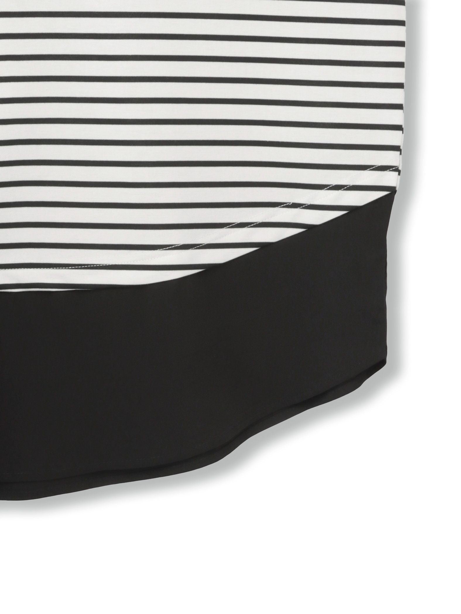 ポンチローマ異素材ラウンドヘムカットソー