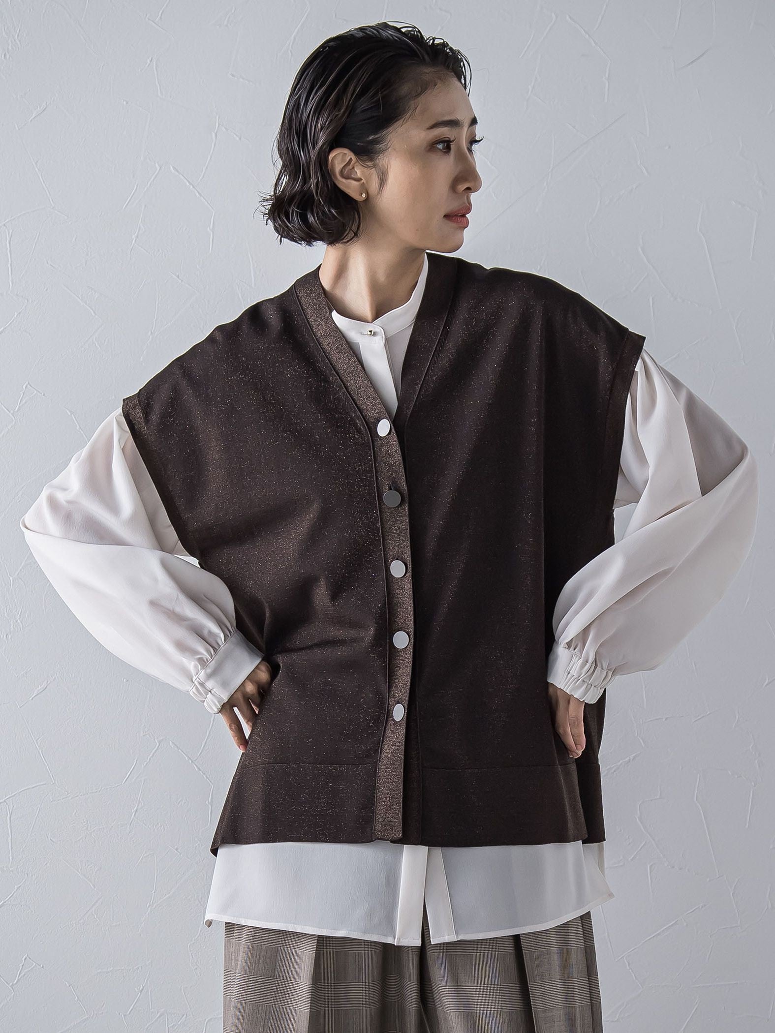 ”一枚でもレイヤードにも”ラメニットジレ≪手洗い可能≫