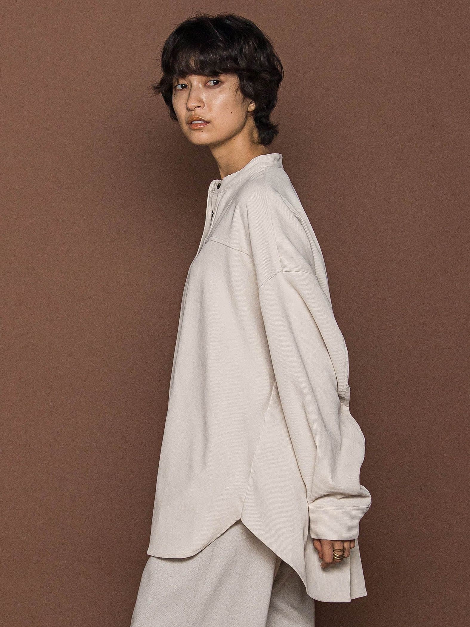 コーデュロイバックタックシャツ≪手洗い可能≫