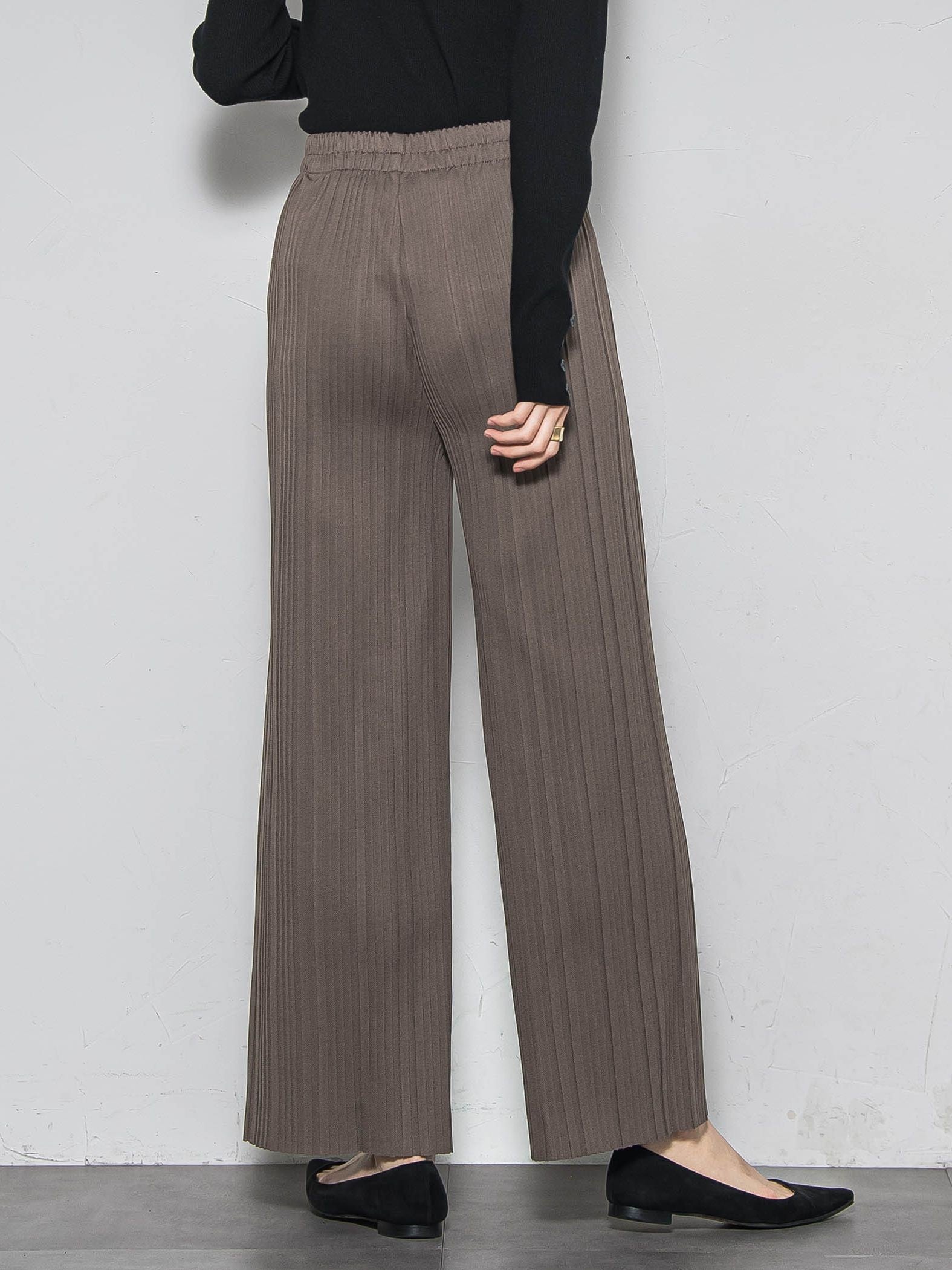 【WEB限定】裏起毛プリーツパンツ≪手洗い可能≫