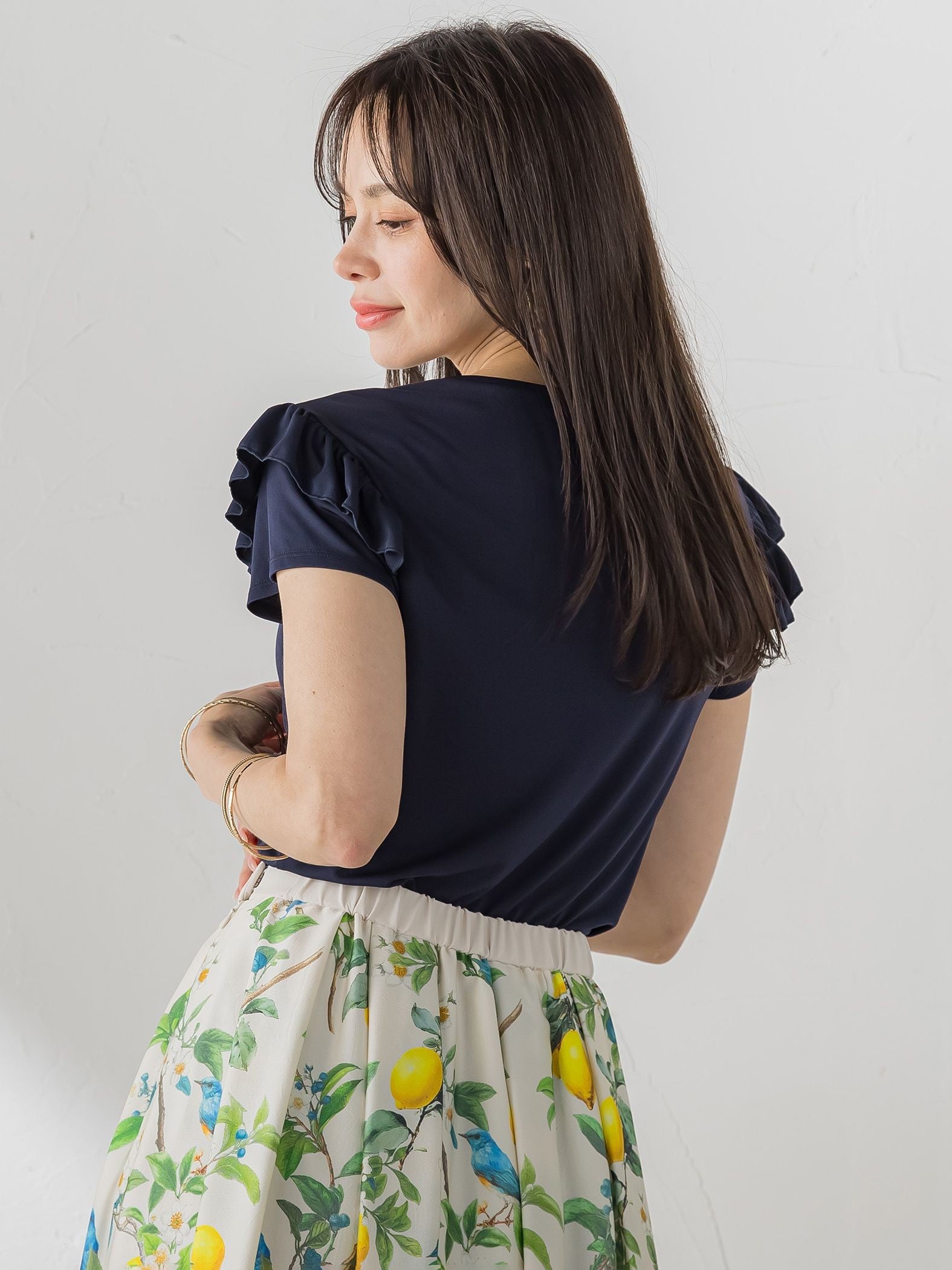 【WEB限定】ショルダーフリルカットソー