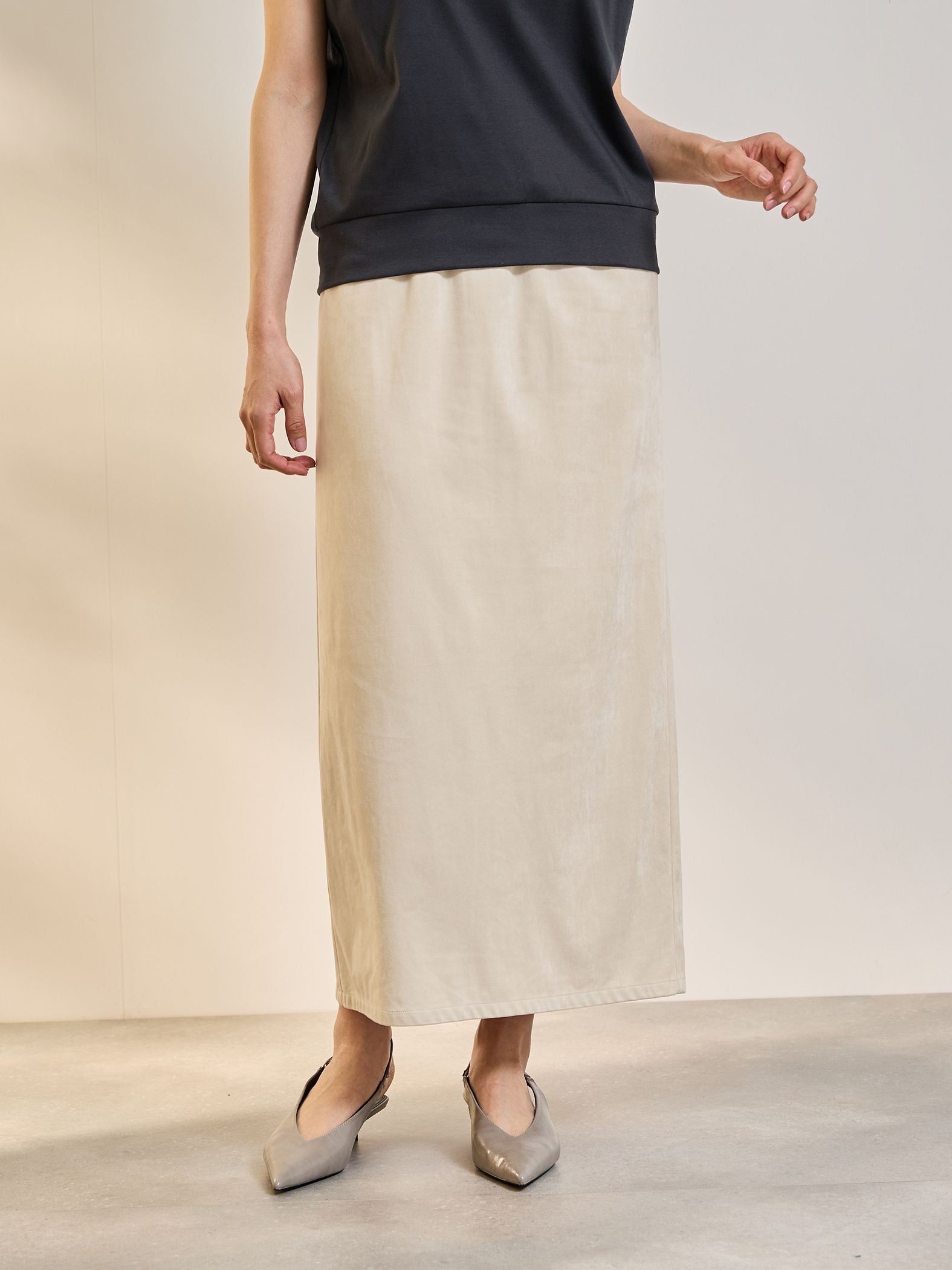 ストレッチフェイクスウェードナロースカート