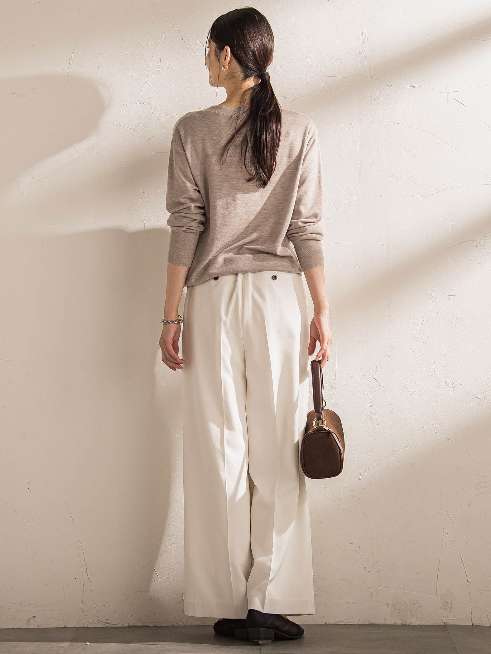 Brisbane Vネックニットプルオーバー≪11号あり≫