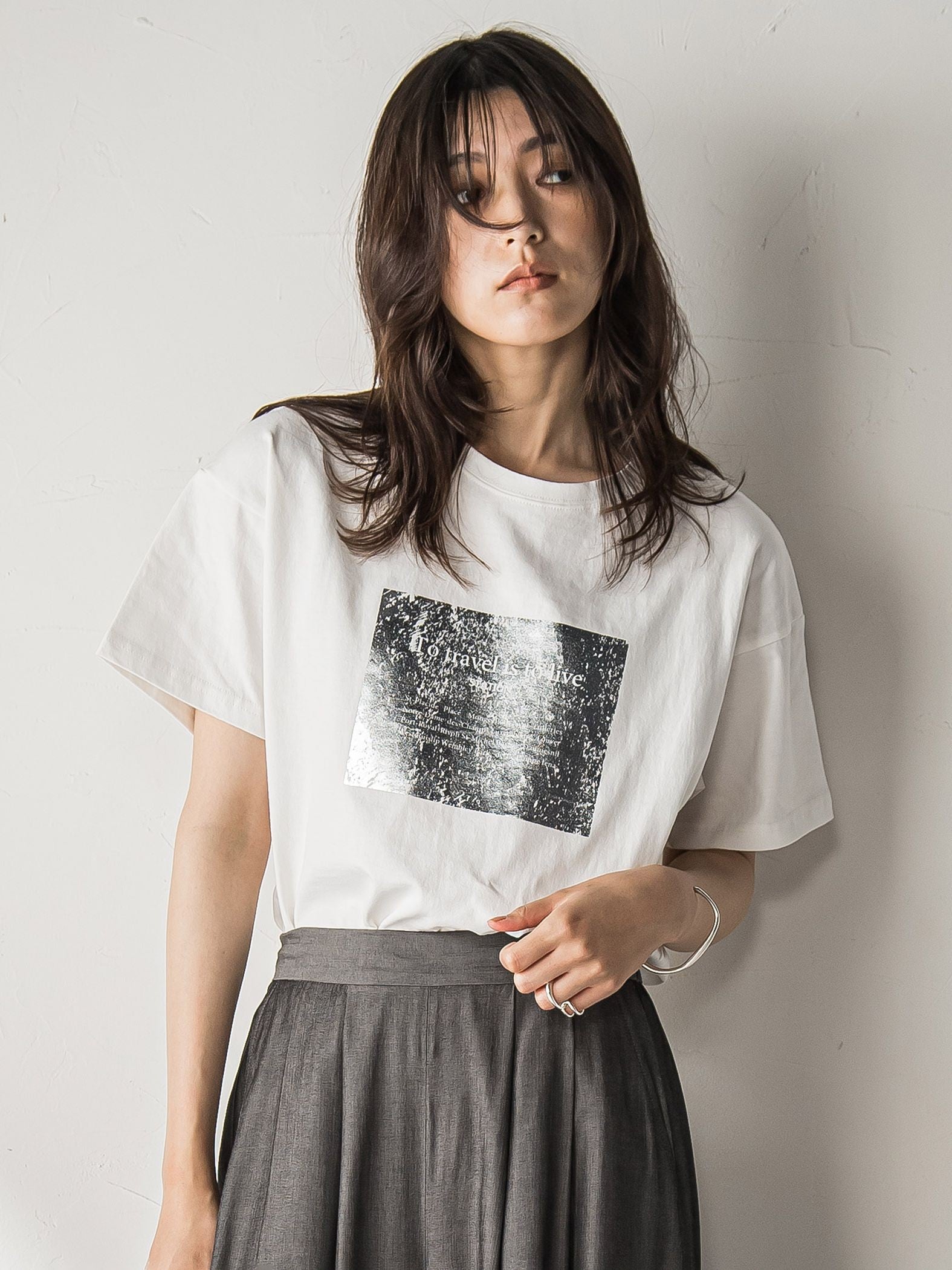 【WEB限定】スクエア箔オーバーサイズTシャツ≪手洗い可能≫