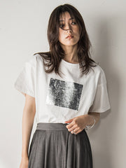 【WEB限定】スクエア箔オーバーサイズTシャツ≪手洗い可能≫