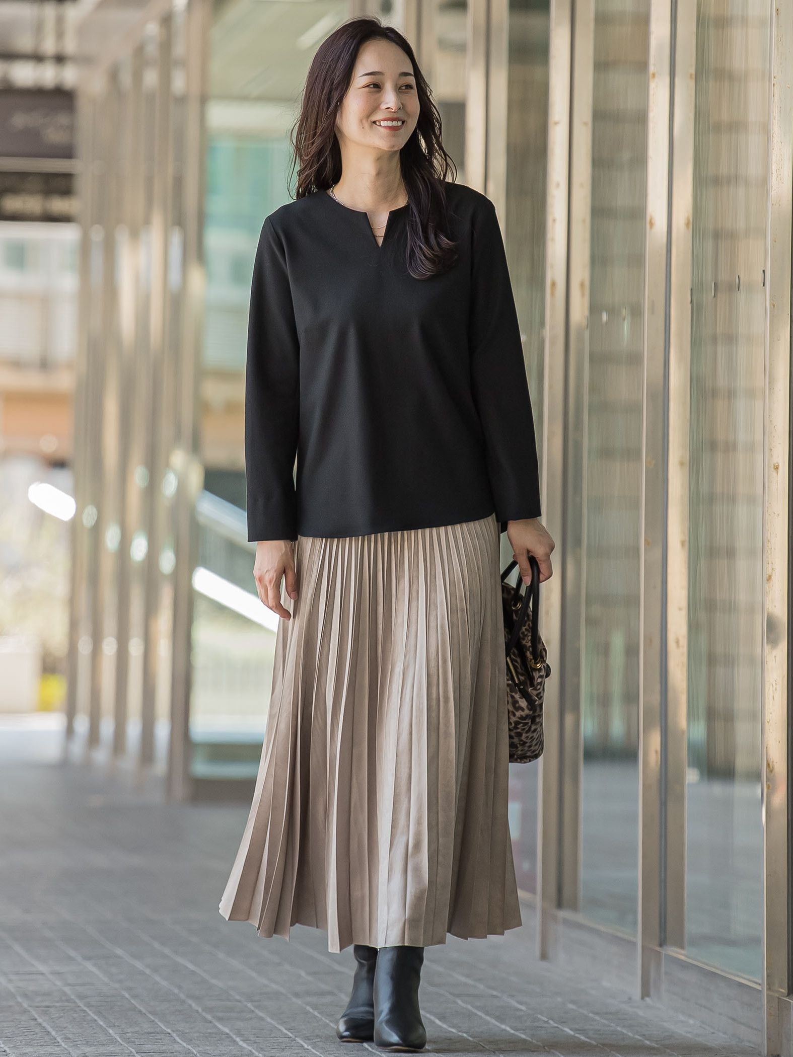 両面起毛キーネックブラウス＜WEB限定11号サイズ＞