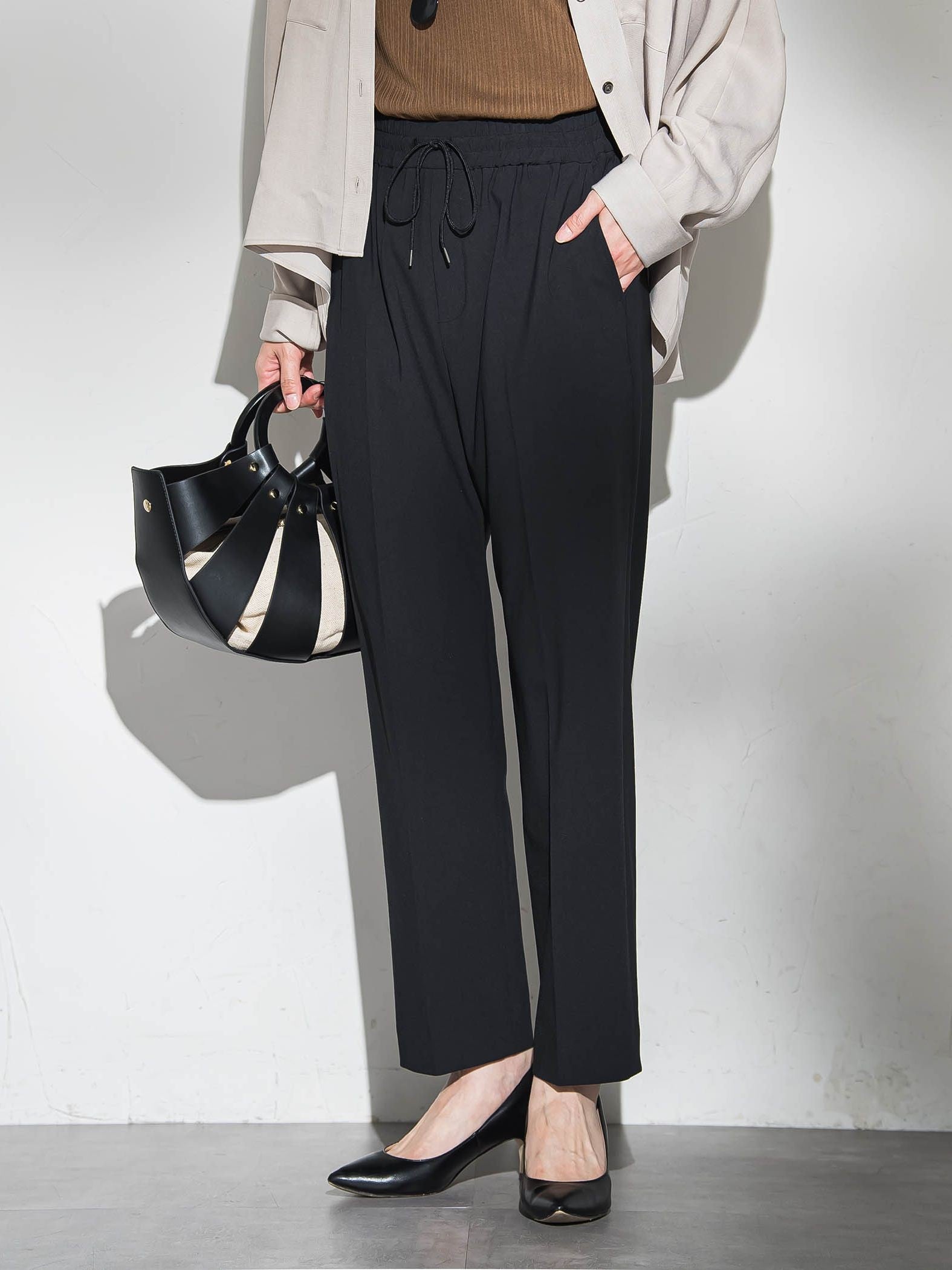 【WEB限定】【待望の再登場！】Active Beautyテーパードパンツ≪13号あり/洗濯機で洗える≫