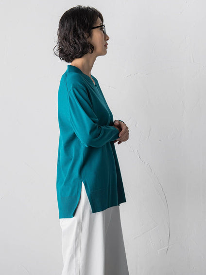 Vネックニット≪手洗い可能≫