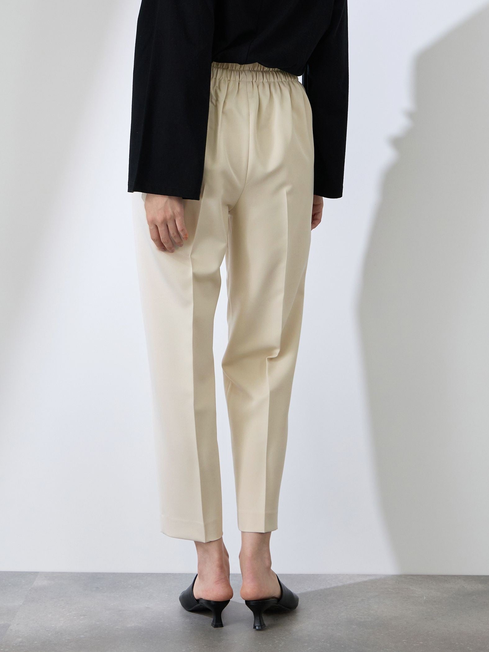 ダブルクロスストレッチビットテーパードパンツ