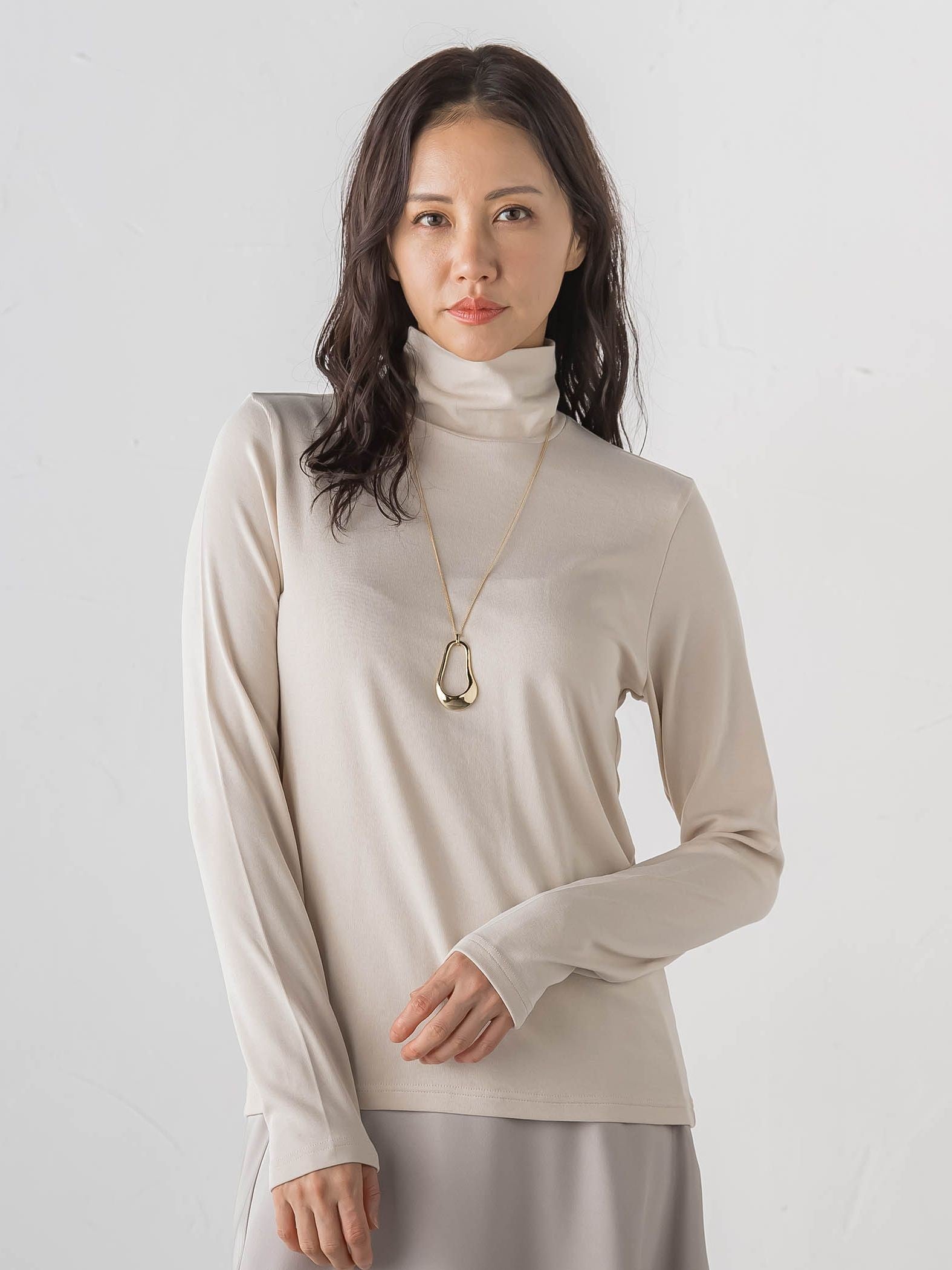 【WEB限定】【Skinea】≪着るスキンケア≫タートルネックカットソー