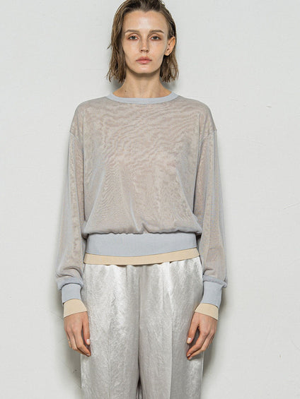 レイヤードシアープルオーバー