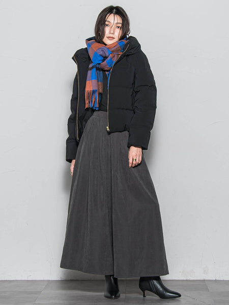 コンパクトシームレスダウンジャケット