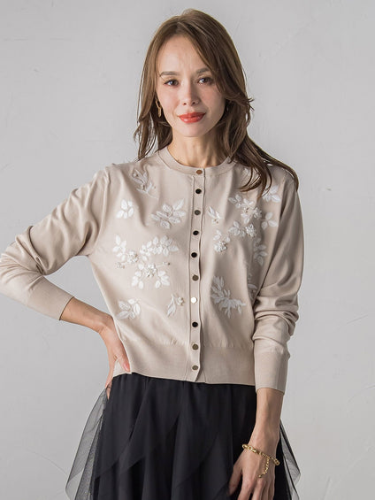 【新色追加】ボタニカルモチーフ刺繍カーディガン