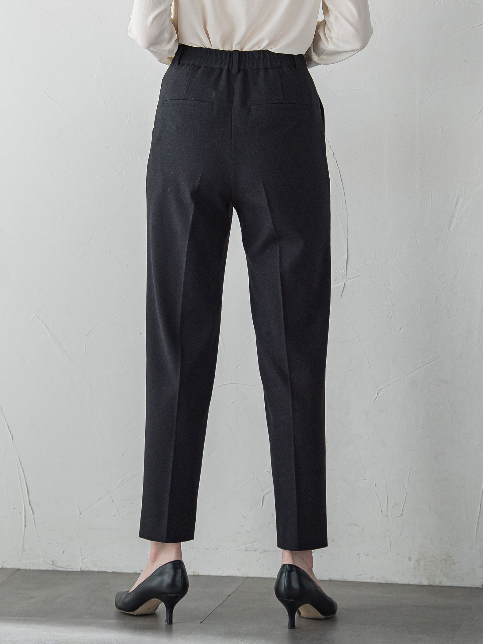 ピクシエスタストレートパンツ≪洗濯機で洗える≫