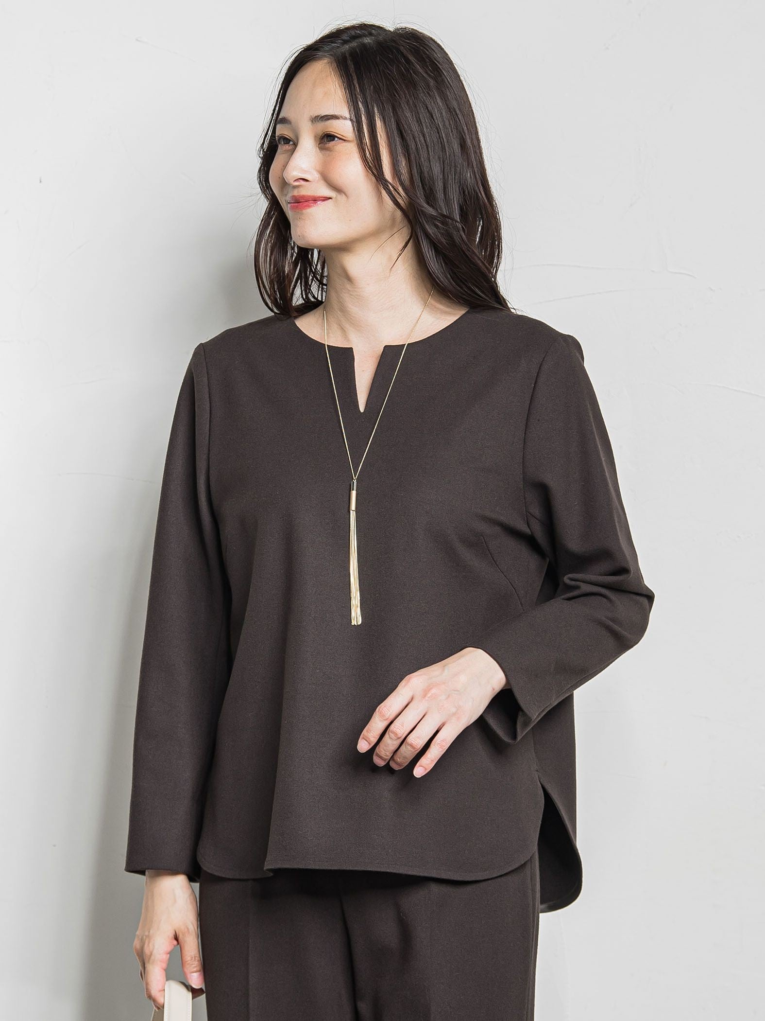 両面起毛キーネックブラウス＜WEB限定11号サイズ＞