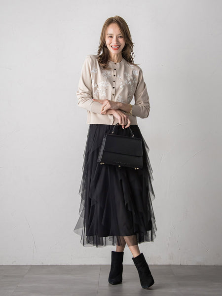 【新色追加】ボタニカルモチーフ刺繍カーディガン