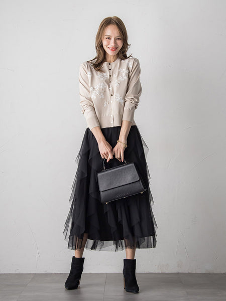 【新色追加】ボタニカルモチーフ刺繍カーディガン