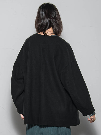 ライトジャージメルトンノーカラーミドルコート