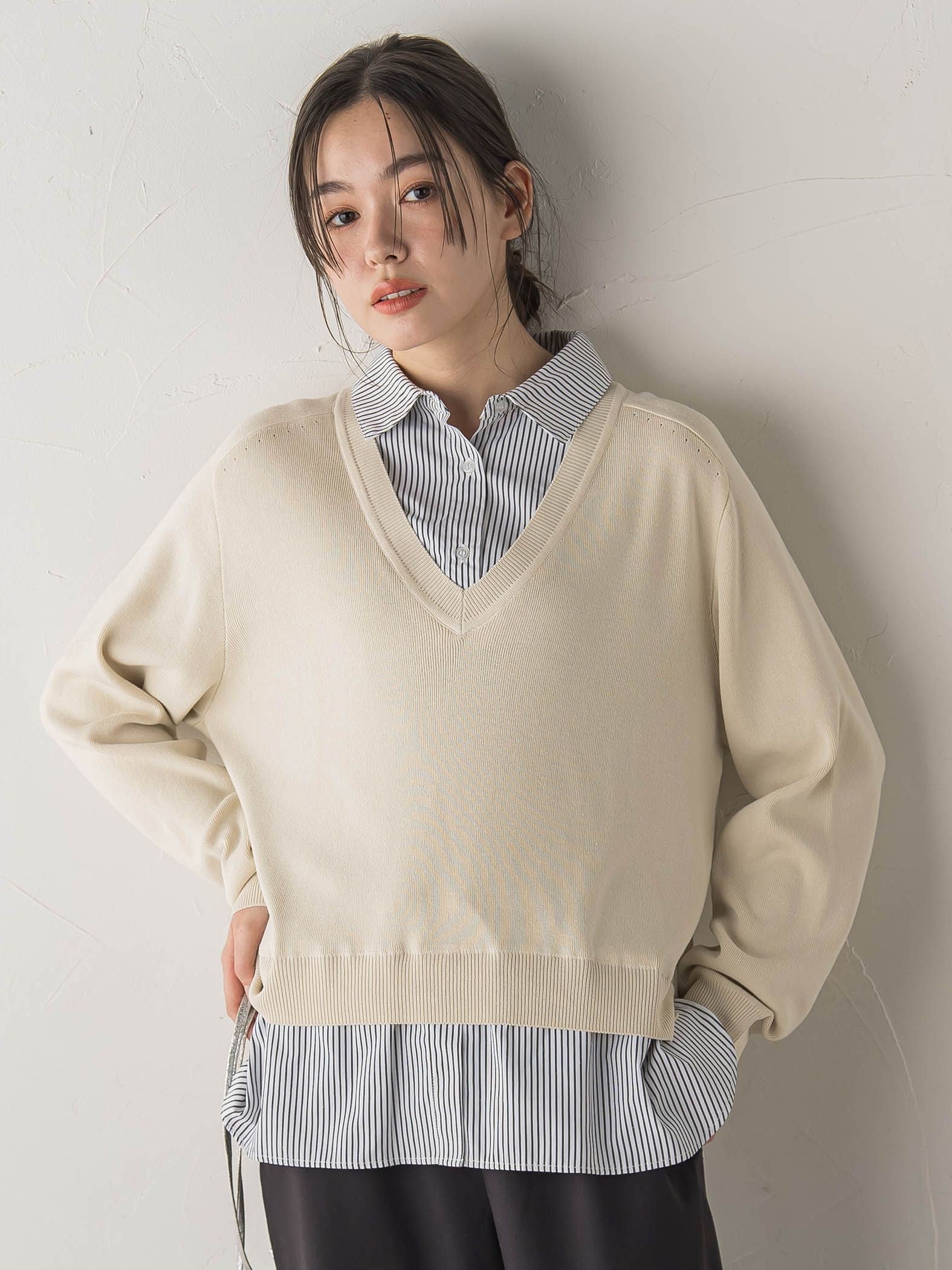 【WEB限定】Vネックブラウス切替えプルオーバー≪手洗い可能≫