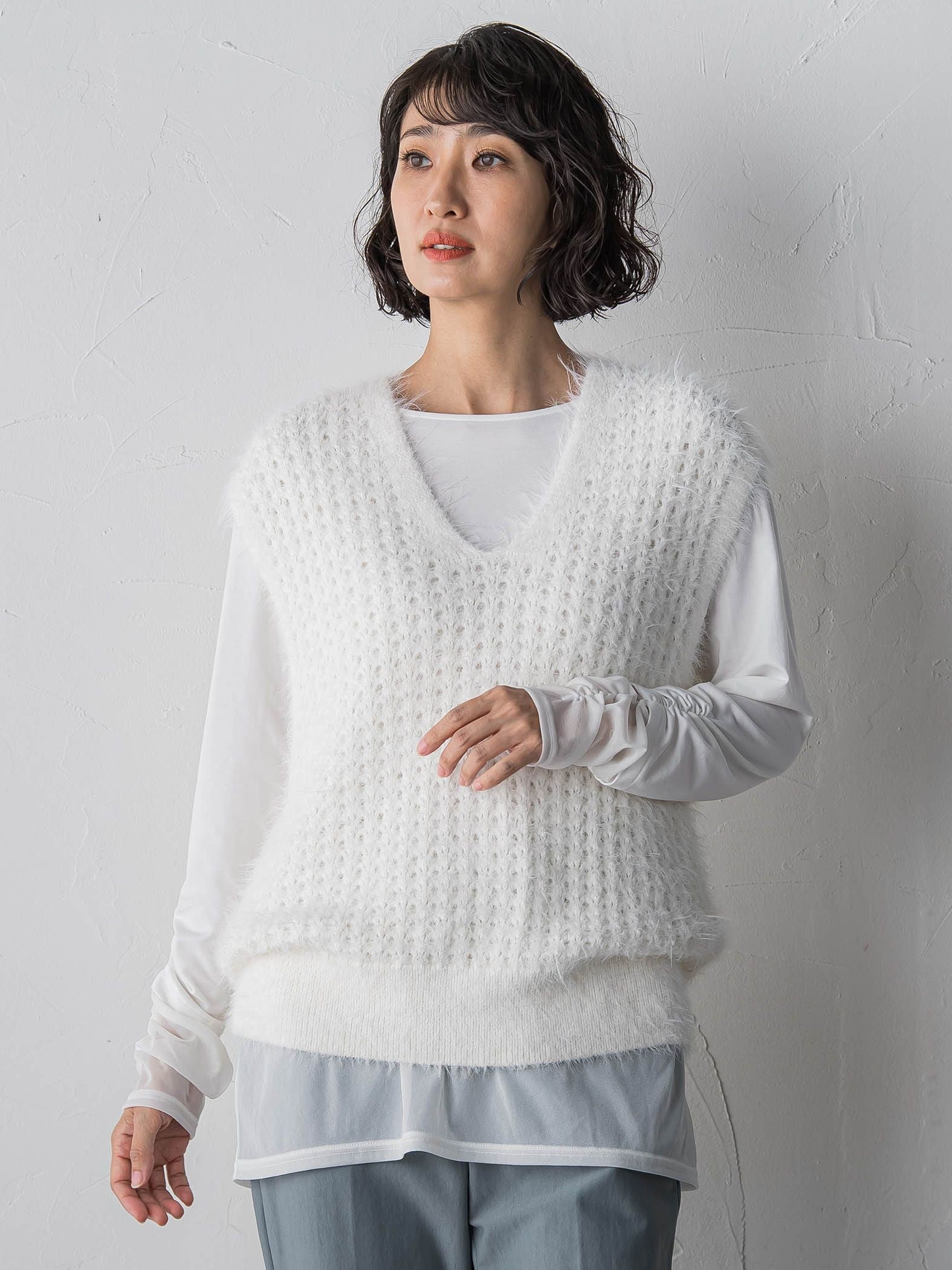 透かしフェザーニットジレ