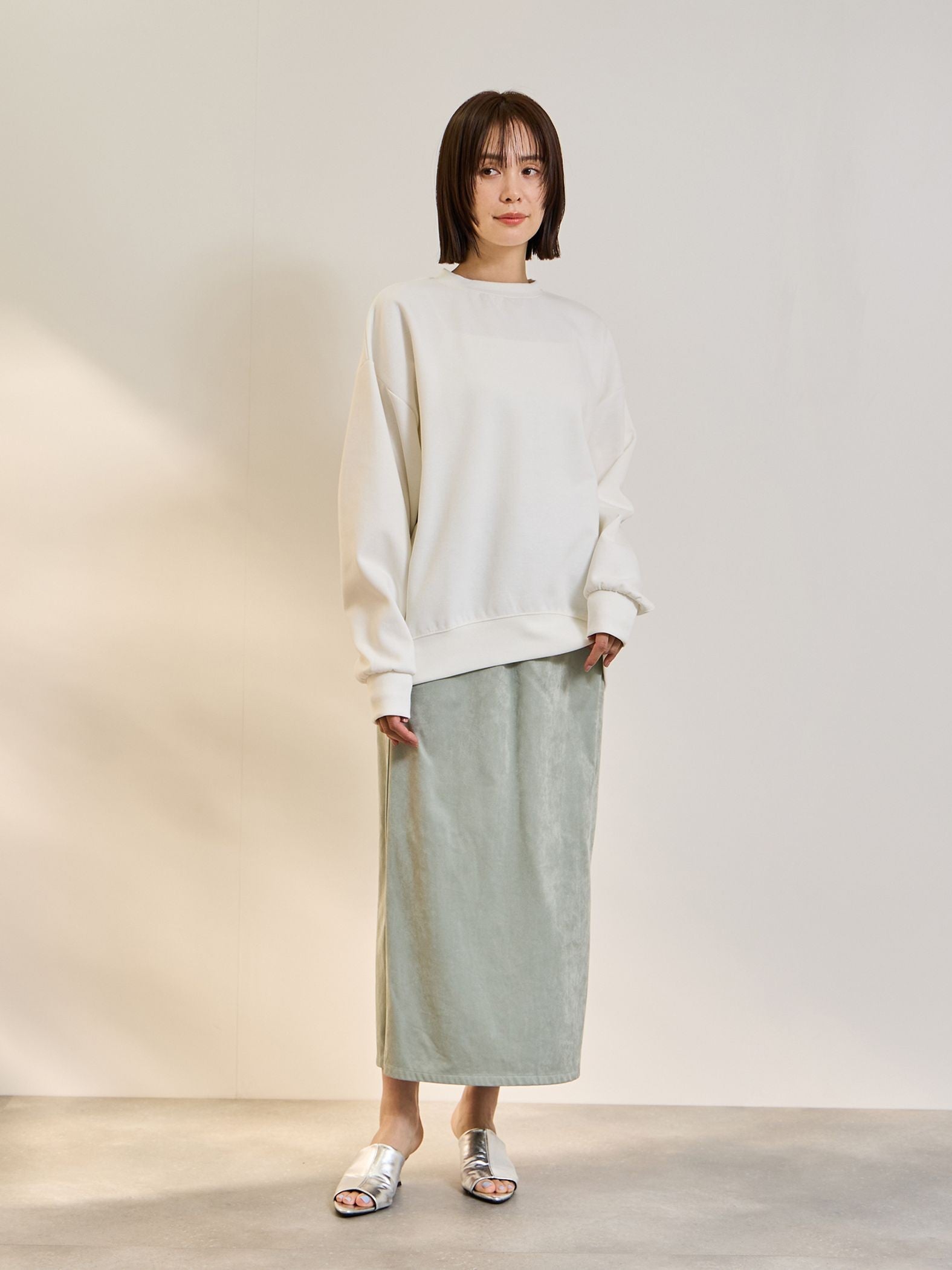 ストレッチフェイクスウェードナロースカート