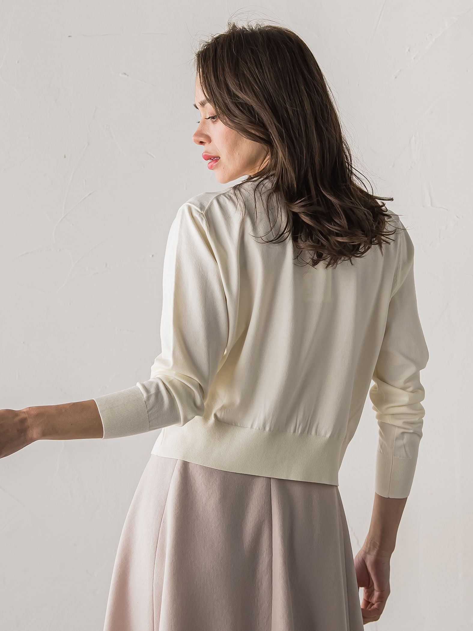 【新色追加】ボタニカルモチーフ刺繍カーディガン