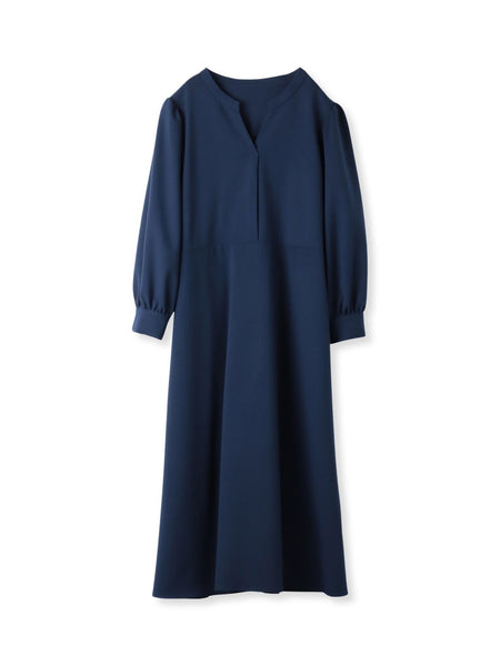 ZWコレクション ベルベット ショルダーパッドワンピース ネイビーブルー | 9991/121/401 49.95 EUR🇪🇸 ￥  10,990🇯🇵 ZARA WOMAN COLLECTION ミディ丈ベルベットワンピース。ラウンドネック、ノースリーブ、ショルダーパッド付き。バックオープン、同系色の紐付き。裾  