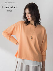 バックボタンデザインニット