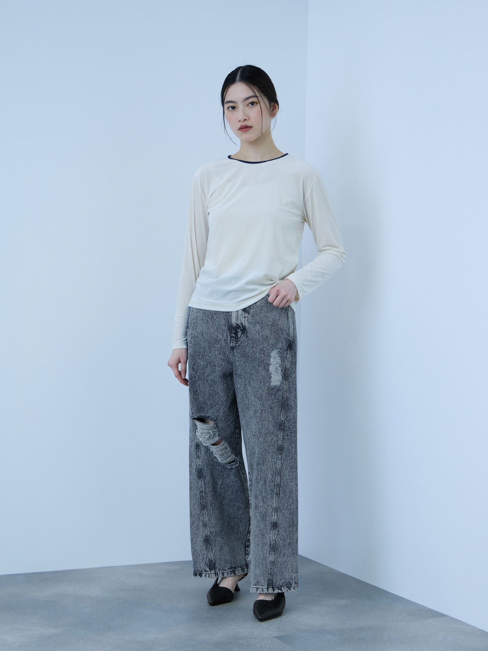 【大人の抜け感】デニムカットオフダメージパンツ