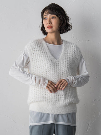 透かしフェザーニットジレ